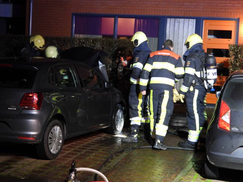 Flinke schade na brand in personenauto