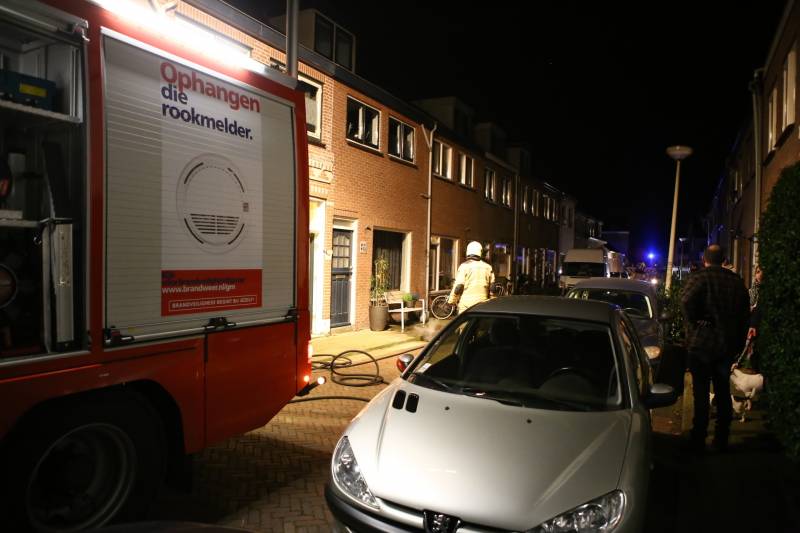 Schoorsteenbrand snel onder controle