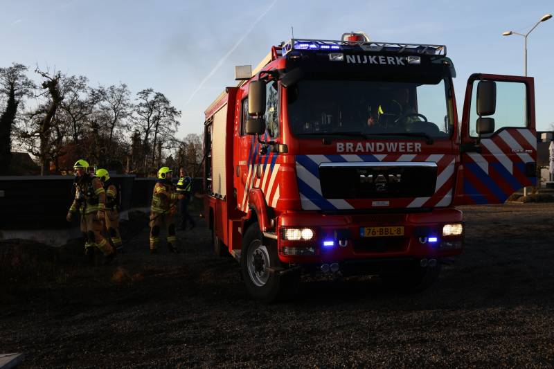 Crossauto brandt volledig uit