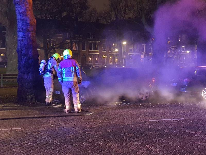 Auto verwoest door brand