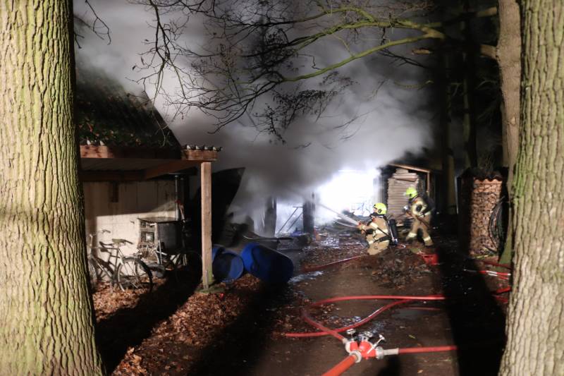 Flinke brand verwoest schuur