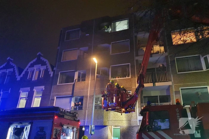 Brand op balkon van woning