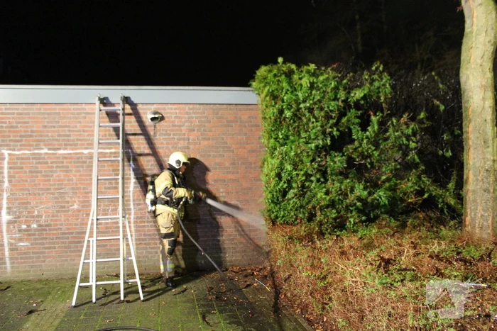 Heg vat vlam door vuurwerk