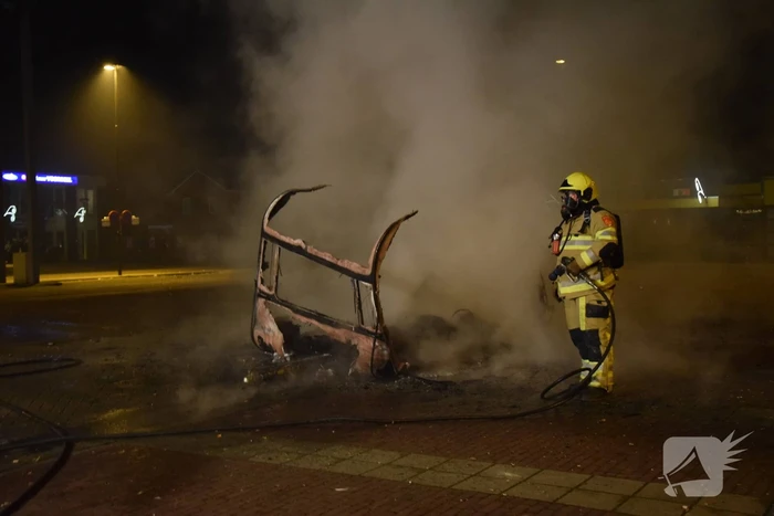 Caravan verwoest door brand