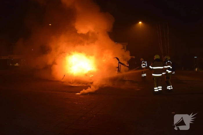 Caravan verwoest door brand