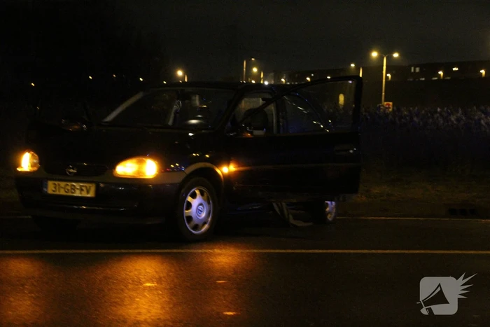 Meerdere voertuigen botsen voor oprit snelweg