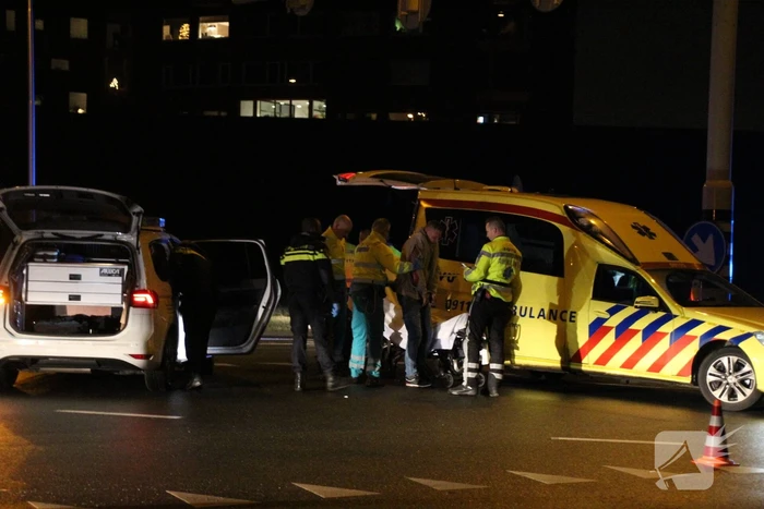 Meerdere voertuigen botsen voor oprit snelweg
