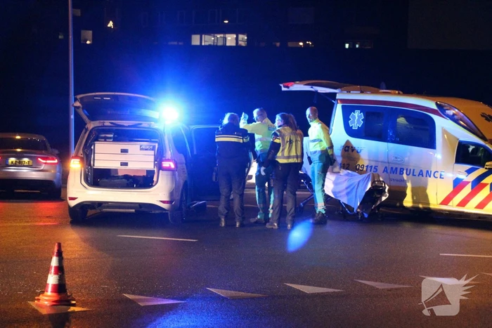 Meerdere voertuigen botsen voor oprit snelweg
