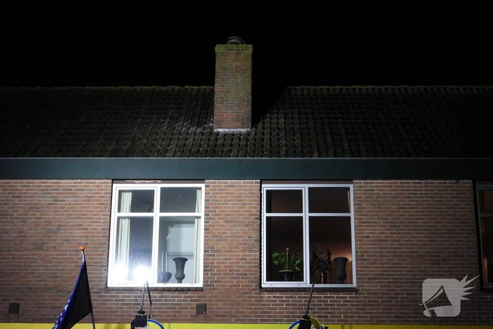 Brand in schoorsteen bovenwoning winkelpand