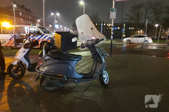 Scooterrijder gewond na aanrijding