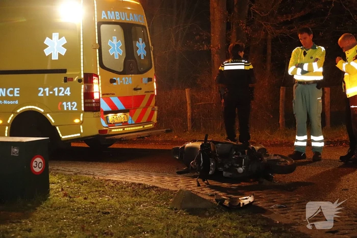 Scooterrijder aangereden door personenauto