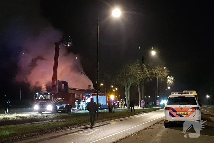 Leegstaande woning verwoest door brand