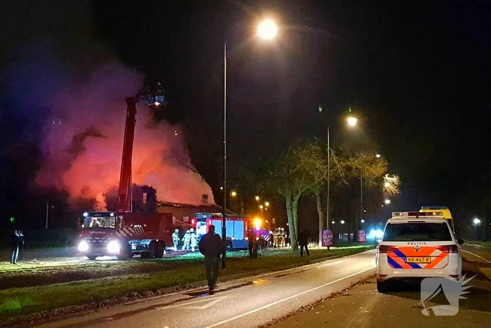 Leegstaande woning verwoest door brand
