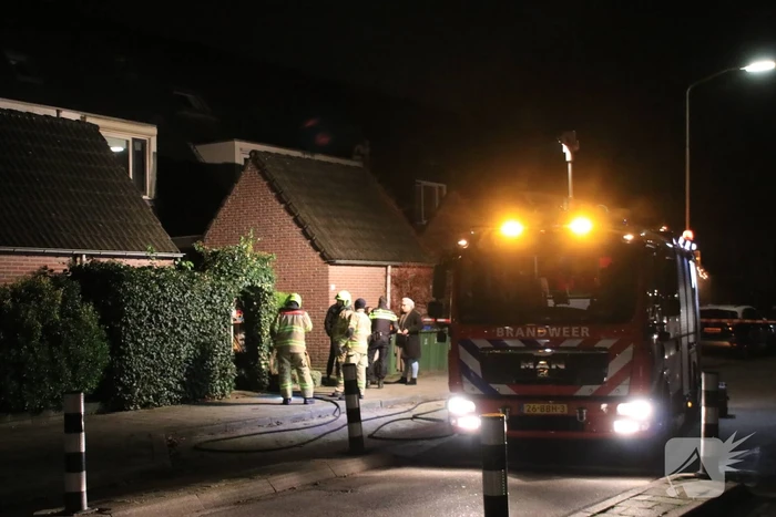 Gewonde en veel rook bij brand in woning