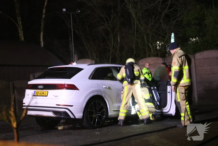 Peperdure Audi brandt uit op woonwagenpark