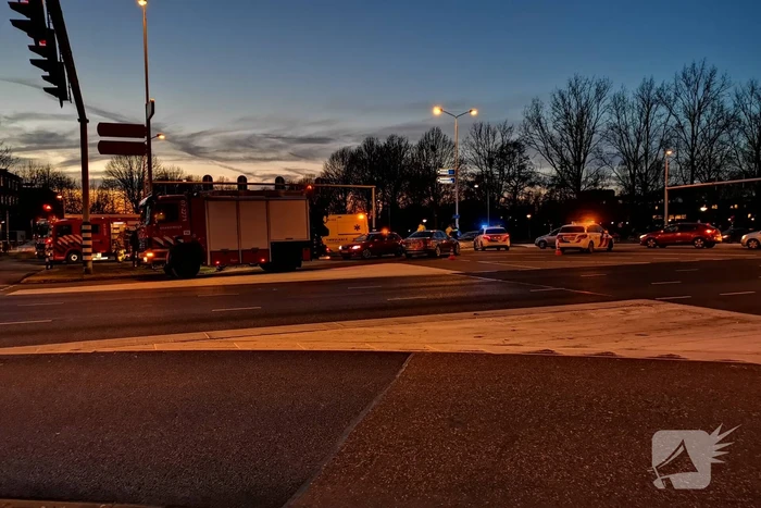 Veel schade na ongeval tussen twee auto's