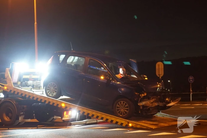 Flinke schade  bij botsing op kruising