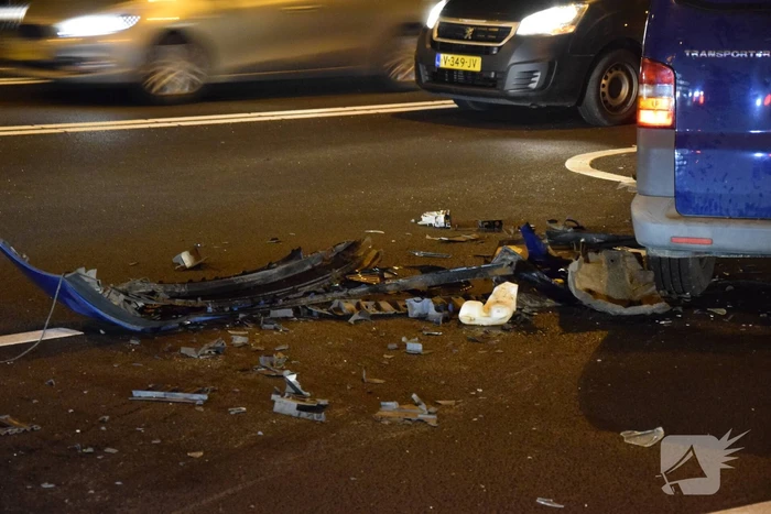 Flinke schade  bij botsing op kruising