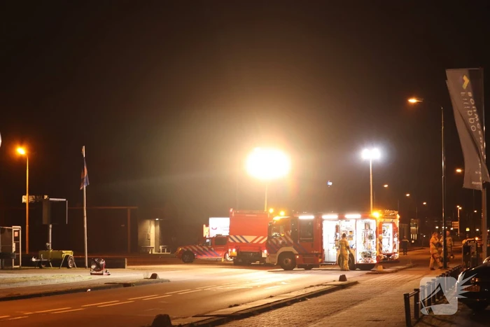 Tankstation en weg afgesloten na lekkage