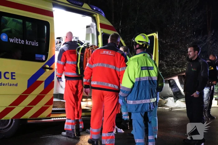 Auto over de kop geslagen