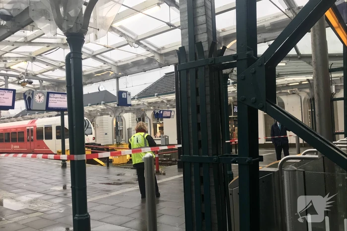 Verdacht pakketje aangetroffen in trein op station