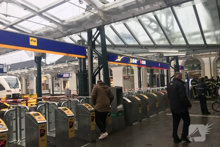 Verdacht pakketje aangetroffen in trein op station