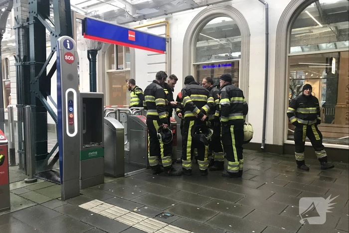 Verdacht pakketje aangetroffen in trein op station