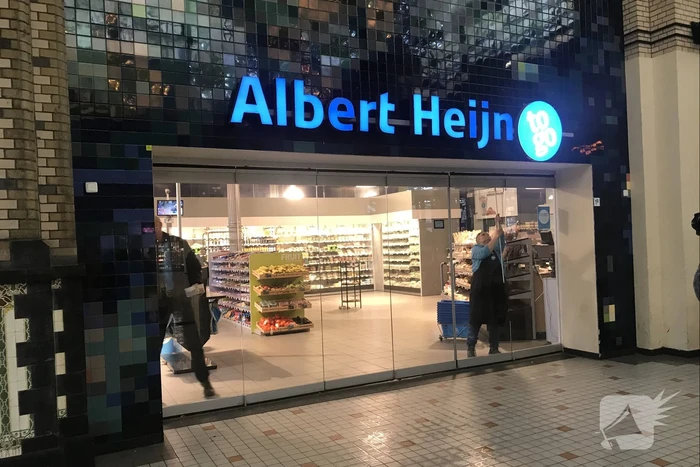 Verdacht pakketje aangetroffen in trein op station
