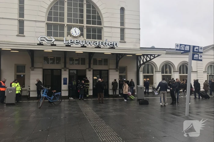 Verdacht pakketje aangetroffen in trein op station