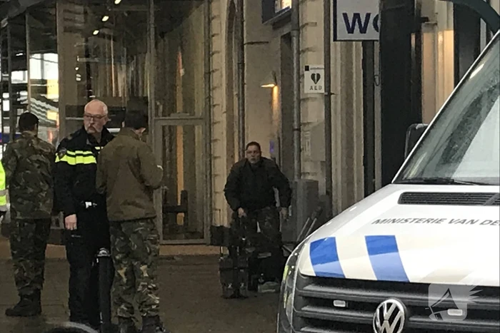 Verdacht pakketje aangetroffen in trein op station
