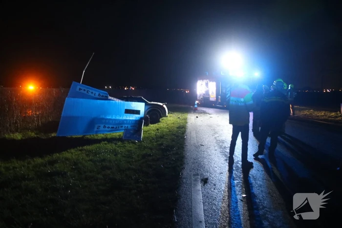 Flinke schade en gewonden na kop-staart aanrijding