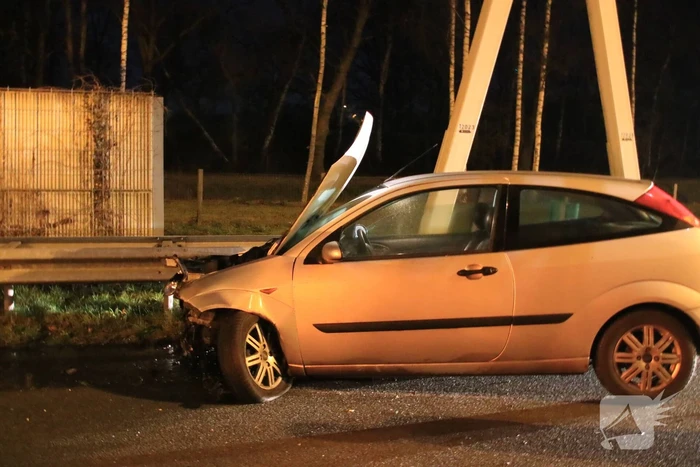 Beschonken bestuurder aangehouden na eenzijdige aanrijding op snelweg