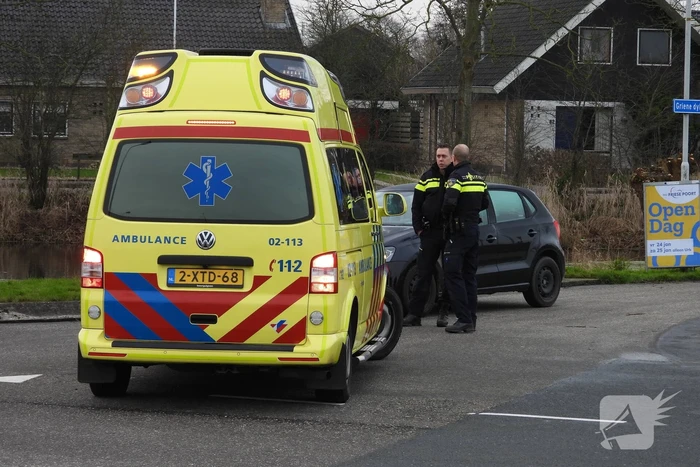 Fietser gewond na aanrijding met auto