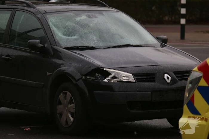 Scooterrijder gewond bij aanrijding op kruising