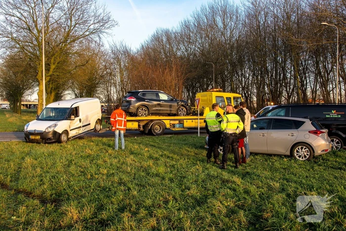 Auto's zwaar beschadigd na ongeval