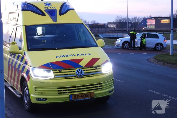 Fietser gewond na aanrijding met personenauto
