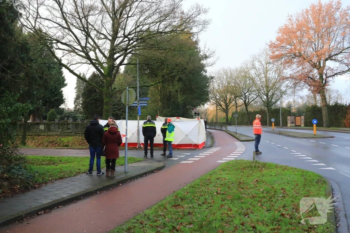 Dode aangetroffen voor begraafplaats
