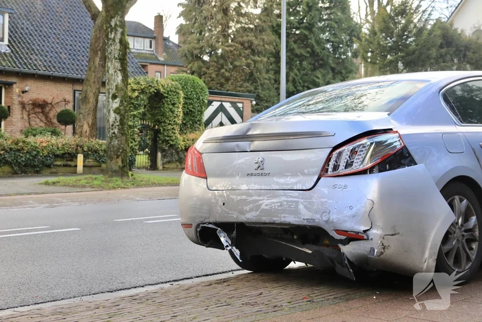 Veel schade bij kop-staart botsing