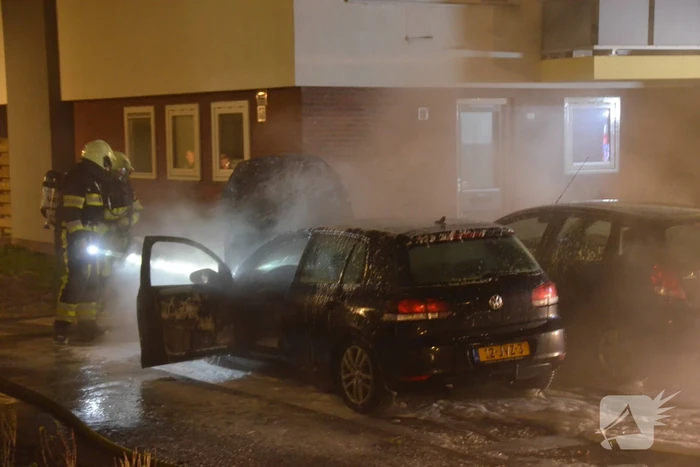 Auto verwoest door brand