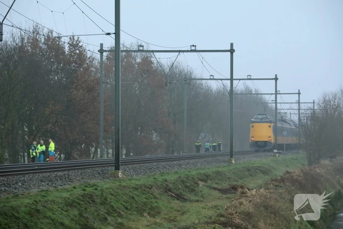 Geen treinverkeer na aanrijding met trein