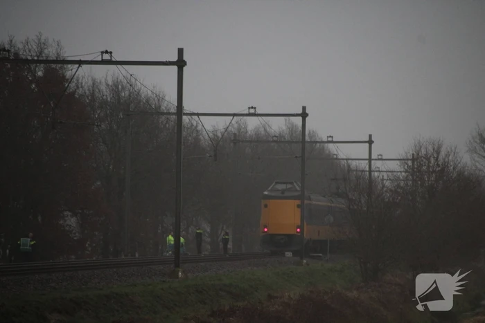 Geen treinverkeer na aanrijding met trein