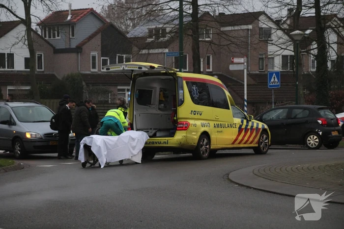 Overstekende fietsster aangereden