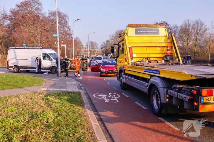 Flinke crash op kruising