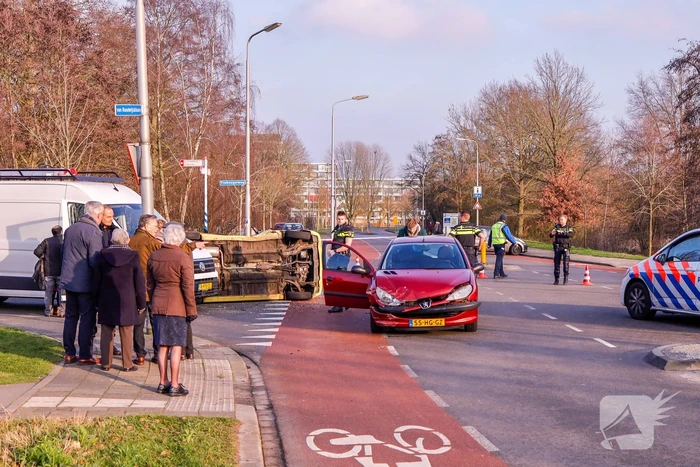 Flinke crash op kruising