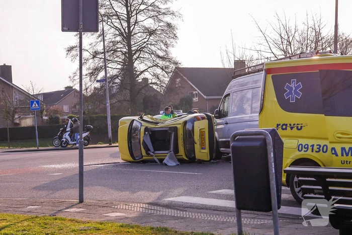 Flinke crash op kruising