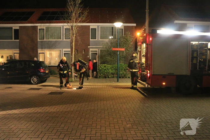 Flinke brand in schoorsteen geblust