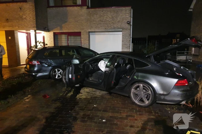 Bestuurder dure auto vlucht na eenzijdig ongeval