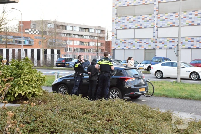 Politie onderzoekt mogelijk schietincident bij NS station Goverwelle