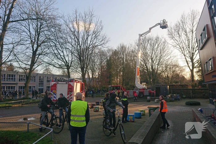 Christelijk lyceum ontruimd na brand op toilet