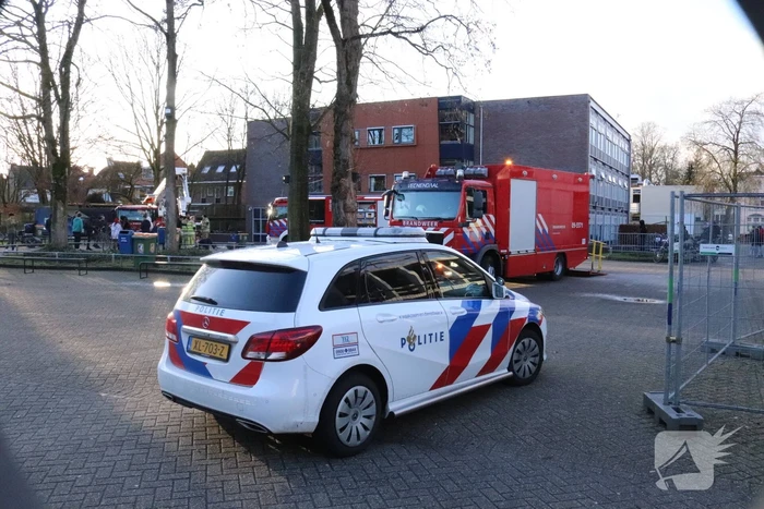 Christelijk lyceum ontruimd na brand op toilet